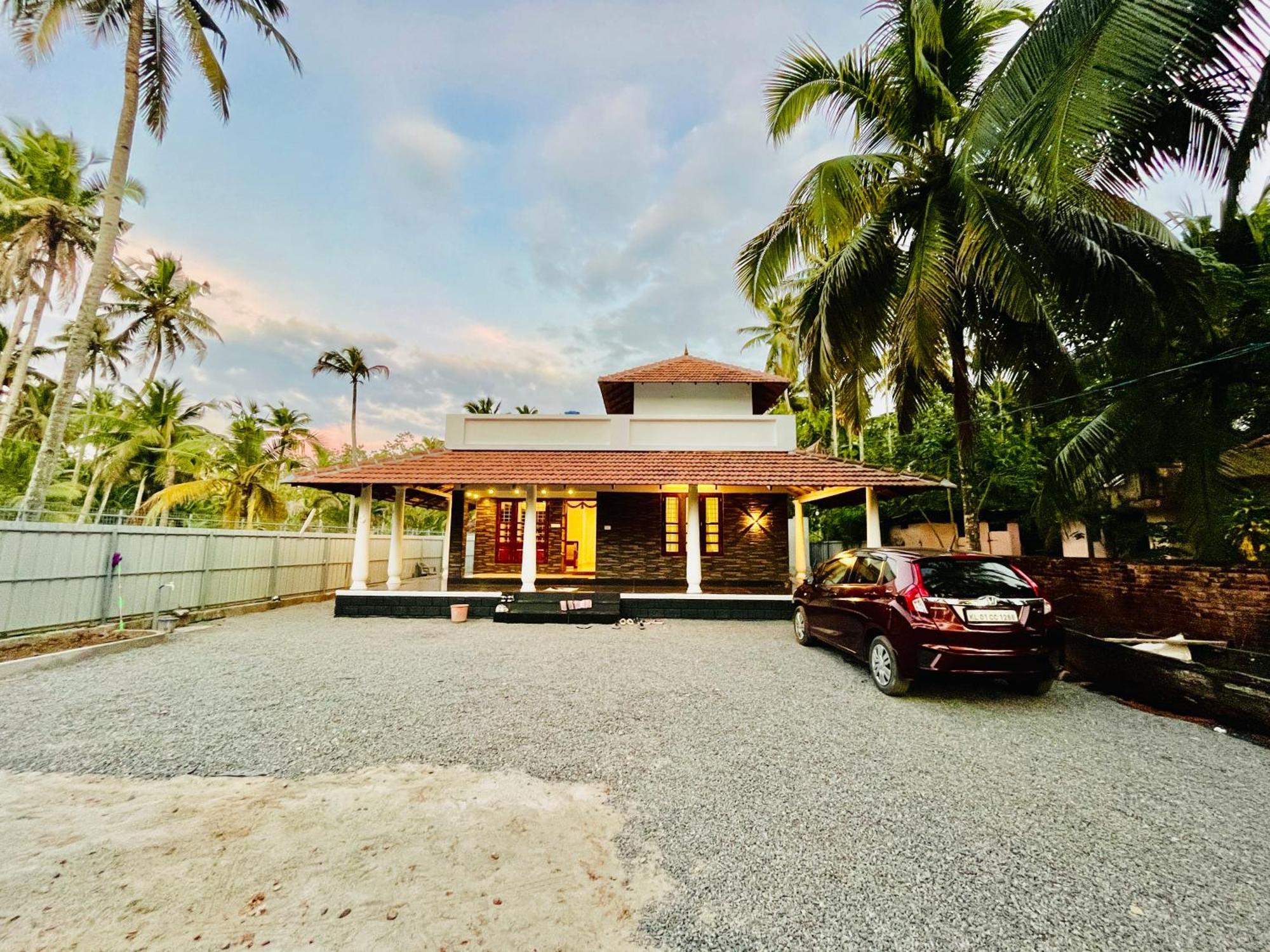 Riverrootsstays Mundrothuruth Exterior photo